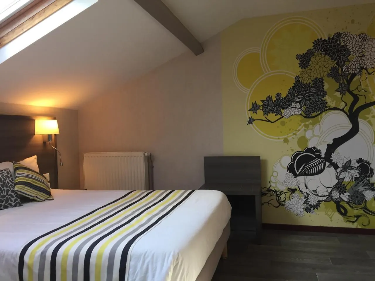 Hotel De L'Avenue Tarbes