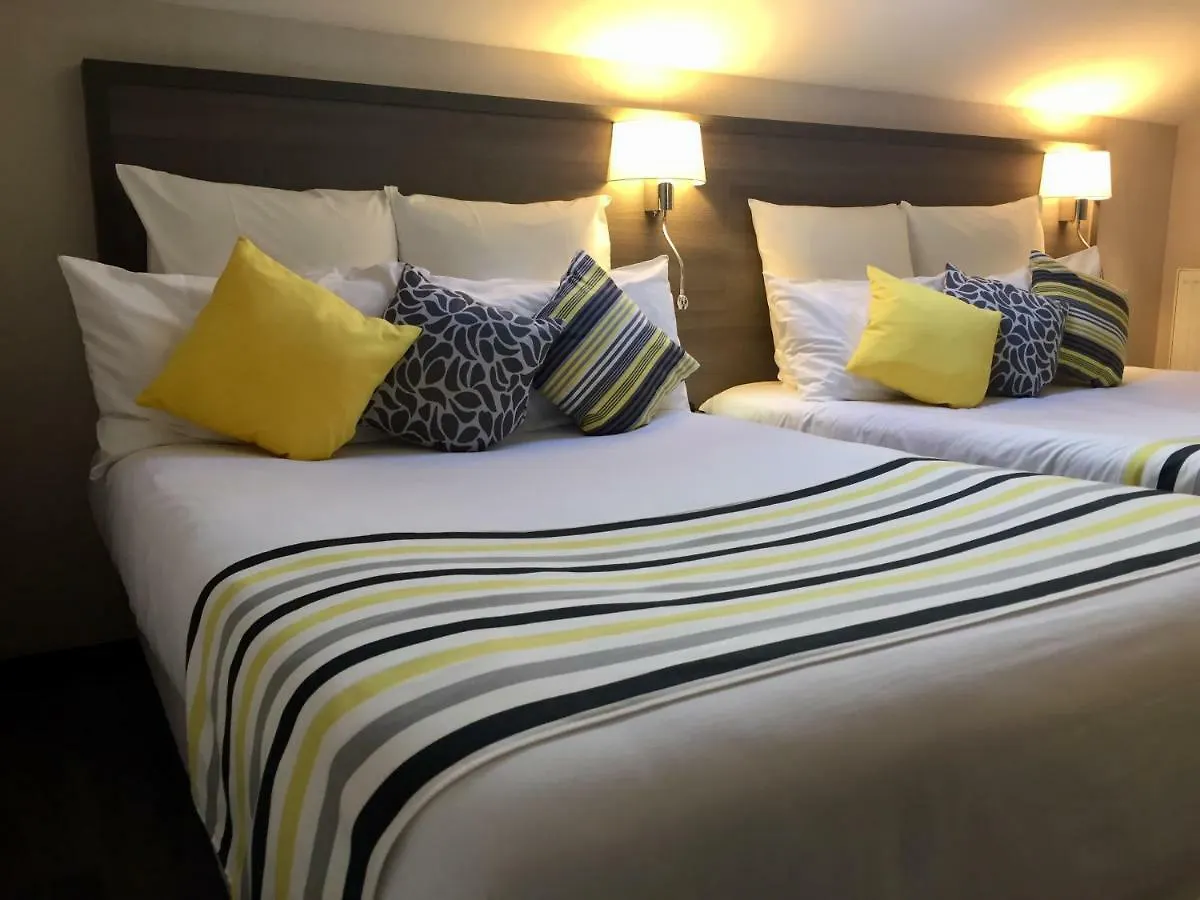 Hotel De L'Avenue Tarbes Francia