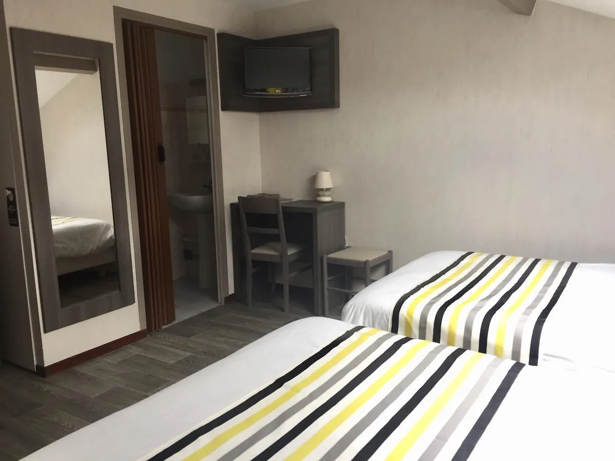 Hotel De L'Avenue Tarbes 2*,