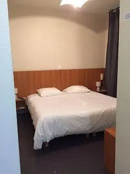 Hotel De L'Avenue Tarbes Francie