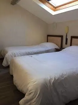 Hotel De L'Avenue Tarbes