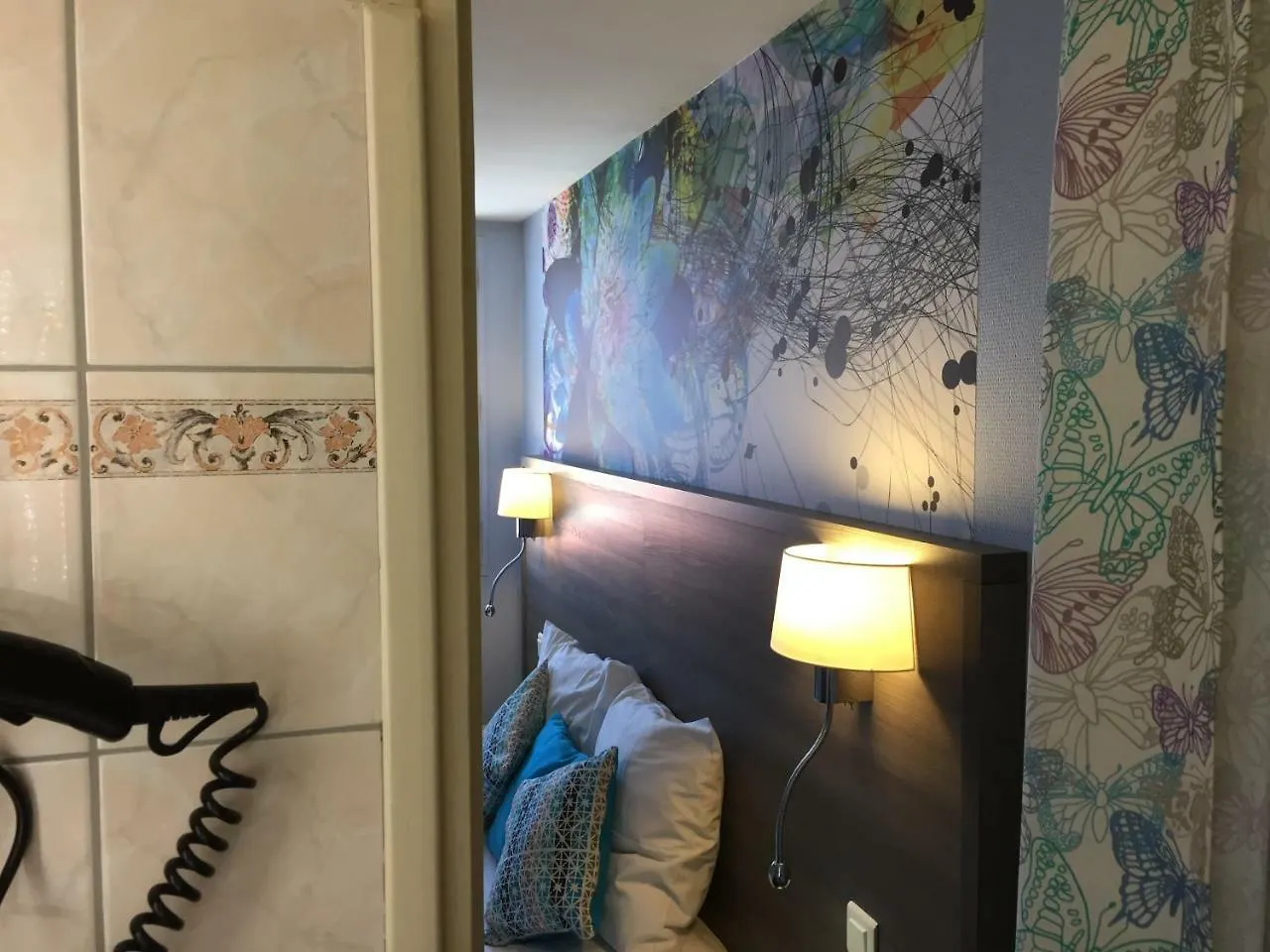Hotel De L'Avenue Tarbes