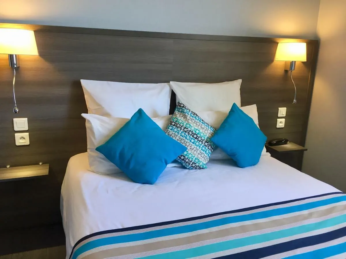 Hotel De L'Avenue Tarbes